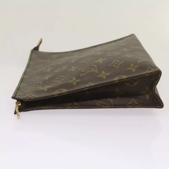 LOUIS VUITTON Monogram Poche Toilette 26 Pouch - Picture 10 of 16